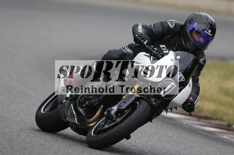 /32 07.07.2025 Plüss Moto Sport ADR/Einsteiger/1